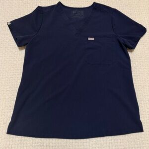FIGS women’s medium scrub top, great condition!
🩺🩺